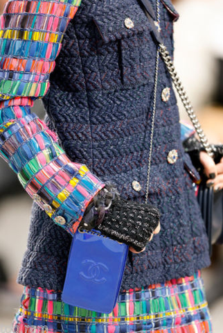 CHANEL Runway 2014 Crossbody "CC" iPhone Case: ASO Cara Delevingne