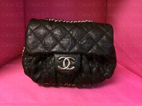 * NIB 2014 Chanel Black Chain Around Messenger Bag: ASO Blake Lively *