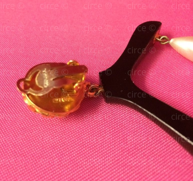 Chanel hanger clearance earrings