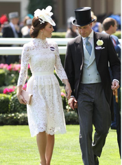 * Alexander Mcqueen White Lace Dress: Royal Ascot, Kate Middleton *