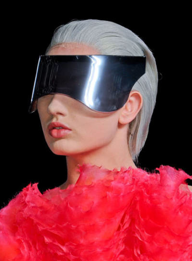 Alexander Mcqueen (RARE) Silver Metallic Visor, Runway, 2012  display picture 1